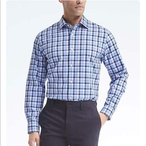 Banana Republic Shirts - Banana Republic M non-iron classic fit Banana Republic Shirts - Banana Republic M non-iron classic fit